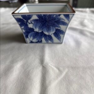 Antique Chinese Blue & White Floral Bamboo Porcelain Bowl.